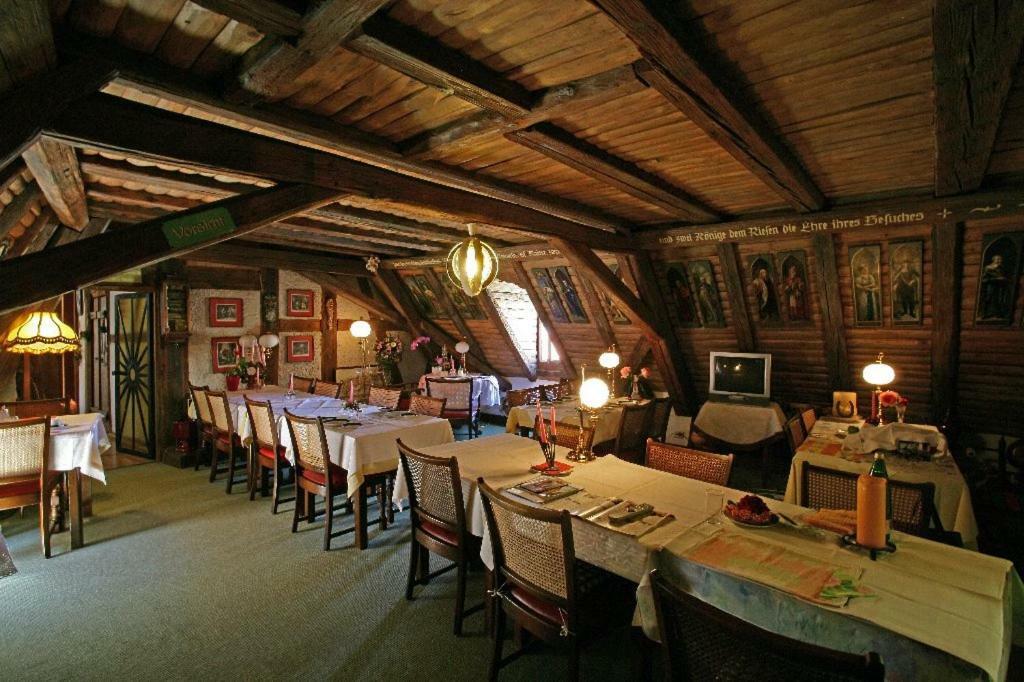 Hotel Zum Riesen - Aelteste Fuerstenherberge Deutschlands มิลเทินแบร์ก ภายนอก รูปภาพ